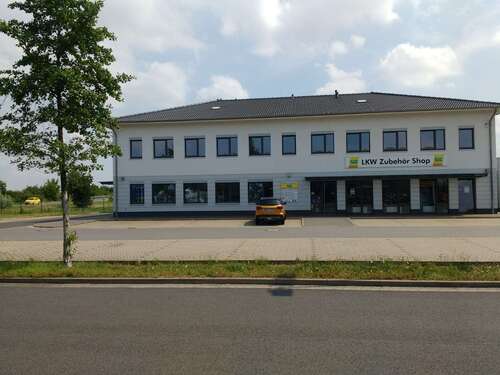 Foto - Büro in Schwülper 2.800,00 € 318 m²