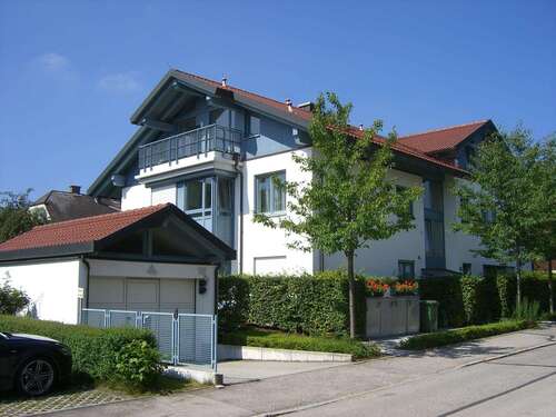 Foto - Wohnung zum Mieten in Deisenhofen 975,00 € 51.22 m²