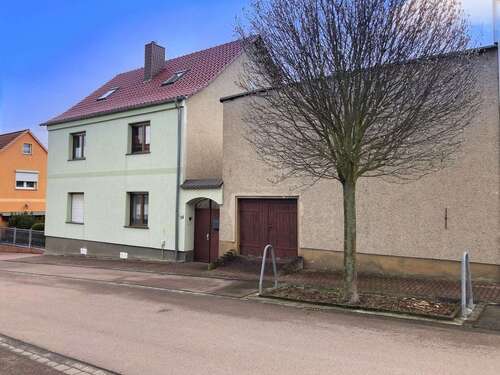 Foto - Haus zum Kaufen in Helbra 175.000,00 € 150 m²