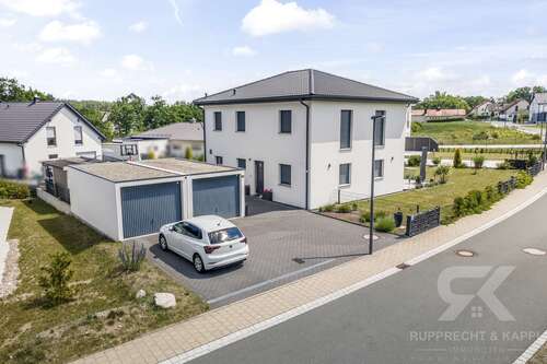 Foto - Haus zum Kaufen in Grafenwöhr 519.000,00 € 150 m²