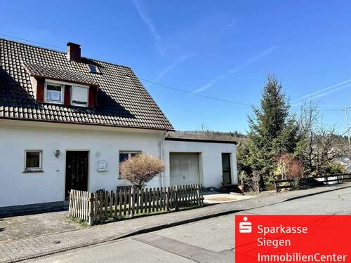 Foto - Haus zum Kaufen in Hilchenbach 199.000,00 € 109.15 m²