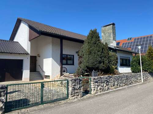 Foto - Haus zum Kaufen in Abensberg 489.000,00 € 120.38 m²