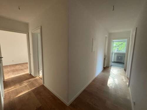 Foto - Wohnung zum Mieten in Augsburg 910,00 € 70.05 m²