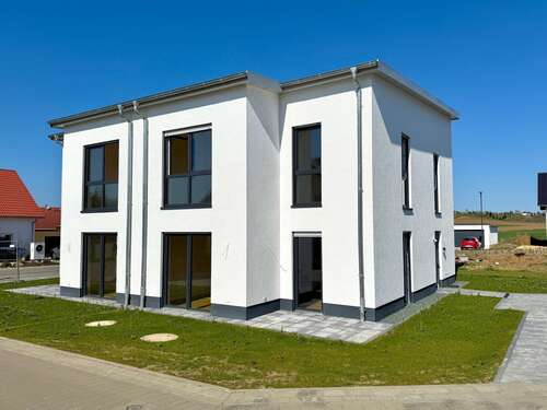 Foto - Haus zum Kaufen in Lich 449.000,00 € 106 m²