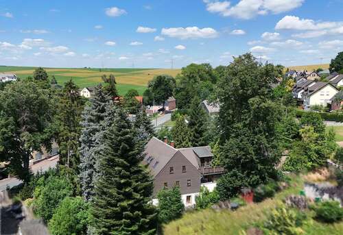 Foto - Haus zum Kaufen in Neukirchen 250.000,00 € 203 m²