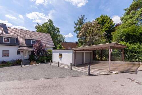 Foto - Haus zum Kaufen in Solingen 694.000,00 € 210 m²