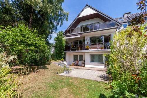 Foto - Haus zum Kaufen in Solingen 749.000,00 € 210 m²
