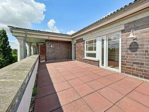 Foto - Wohnung zum Kaufen in Barleben 550.000,00 € 320 m²