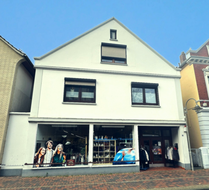 Foto - Haus zum Kaufen in Brake 249.000,00 € 515 m²