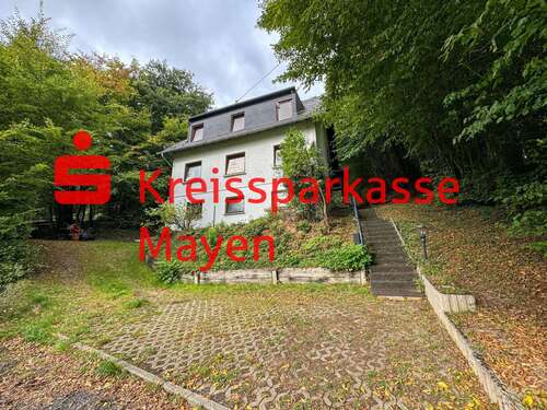 Foto - Haus zum Kaufen in Roes 245.000,00 € 170 m²