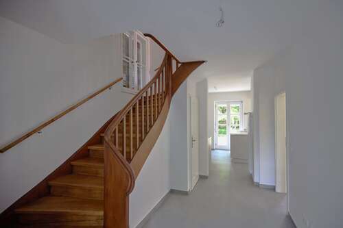 Foto - Haus zum Kaufen in Großhesselohe 3.750.000,00 € 209 m²