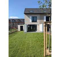 Haus zum Mieten in Jülich 2.100,00 € 145 m²