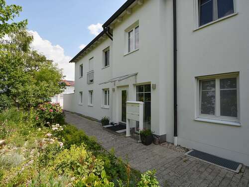 Foto - Haus zum Kaufen in Unterschleißheim 1.960.000,00 € 379 m²