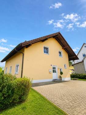 Foto - Wohnung zum Kaufen in Hutthurm 198.000,00 € 79 m²