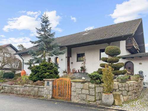 Foto - Haus zum Kaufen in Feilitzsch 349.000,00 € 148 m²