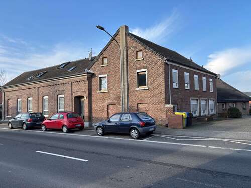 Foto - Haus zum Kaufen in Viersen 445.000,00 € 278 m²