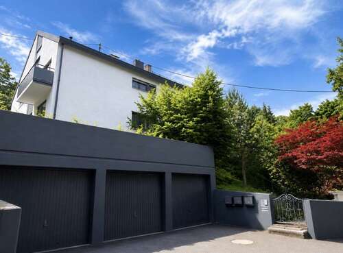 Foto - Haus zum Kaufen in Ludwigsburg 890.000,00 € 244 m²