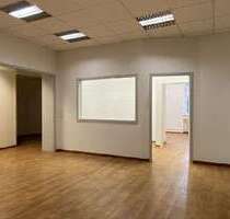 Büro in Krefeld 6.415,50 € 683 m²