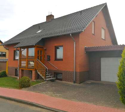 Foto - Haus zum Kaufen in Rollshausen 298.000,00 € 189 m²