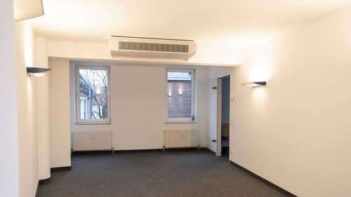 Foto - Büro in Köln 1.140,00 € 41 m² - 1.140,00&nbsp;EUR Kaltmiete, ca.&nbsp; 41,00&nbsp;m&sup2;