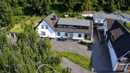 Foto - Haus zum Kaufen in Solingen 679.000,00 € 277 m²