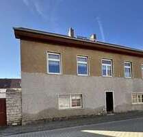 Haus zum Kaufen in Alsleben 79.800,00 € 260 m²