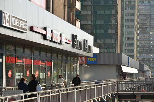Foto - Einzelhandel in HalleSaale 2.400,00 € 278 m²