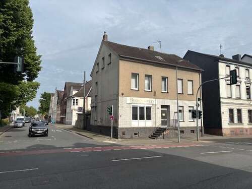 Foto - Haus zum Kaufen in Gelsenkirchen-Ückendorf 295.000,00 € 323.72 m²
