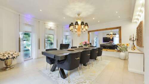 Foto - Haus zum Kaufen in Delmenhorst 689.000,00 € 295.54 m²
