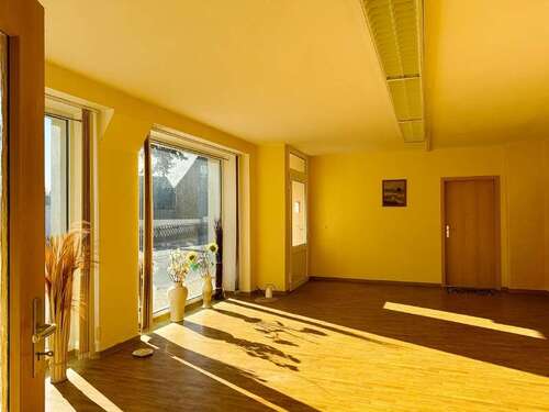 Foto - Büro in Großharthau 140.000,00 € 100.2 m²
