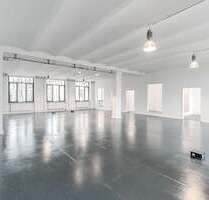 Büro in Berlin 6.015,00 € 401 m²