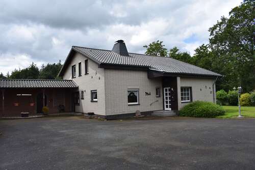 Foto - Haus zum Kaufen in Bilshausen 425.000,00 € 200 m²