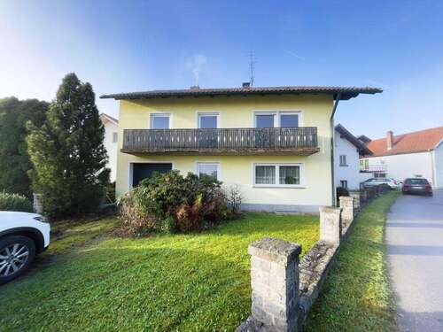 Foto - Haus zum Kaufen in Hauzenberg 375.000,00 € 148 m²