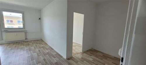 Foto - Wohnung zum Mieten in Plauen 256,80 € 56 m²