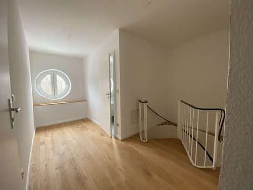 Foto - Wohnung zum Mieten in Zwickau 552,00 € 73.52 m²