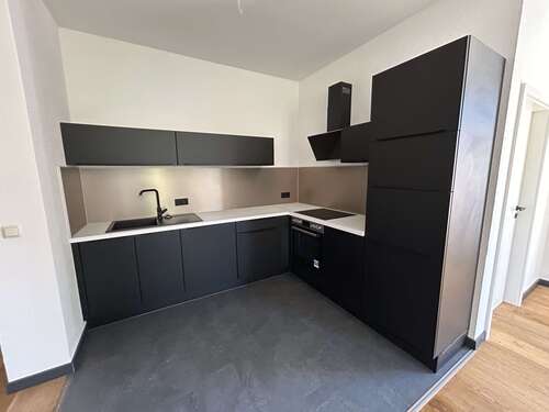 Foto - Wohnung zum Mieten in Zwickau 500,00 € 77.81 m²