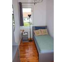 WG-Zimmer in Berlin 680,00 € 9 m²