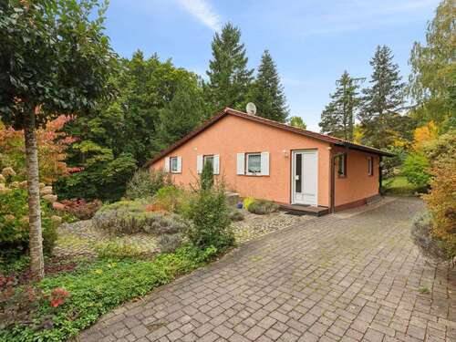 Foto - Haus zum Kaufen in Duggendorf 320.000,00 € 112.77 m²