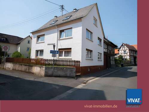 Foto - Haus zum Kaufen in Waldsolms 325.000,00 € 185 m²