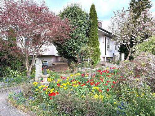 Foto - Haus zum Kaufen in Künzell 675.000,00 € 271 m²