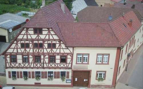 Foto - Haus zum Kaufen in Königsbach 745.000,00 € 327 m²