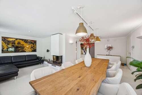 Foto - Haus zum Kaufen in Stuttgart 1.550.000,00 € 305 m²