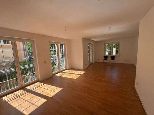 Foto - Wohnung zum Mieten in Freiburg im Breisgau 2.000,00 € 133 m²