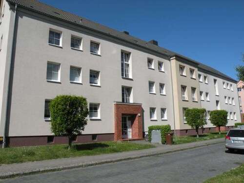 Foto - Wohnung zum Mieten in Stralsund 365,25 € 42.97 m²