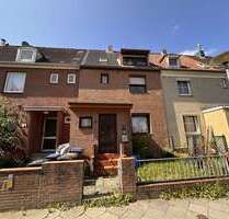 Haus zum Kaufen in Lübeck 250.000,00 € 141.12 m²