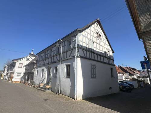 Foto - Haus zum Kaufen in Sprendlingen 219.000,00 € 165 m²