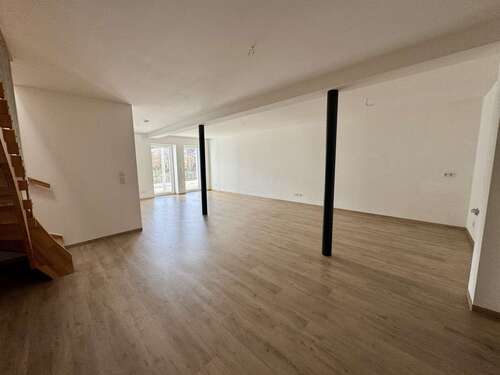 Foto - Wohnung zum Mieten in Kirchheim in Schwaben 950,00 € 115 m²