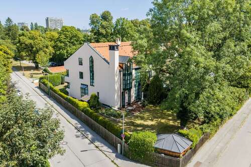 Foto - Haus zum Kaufen in München 2.450.000,00 € 272 m²