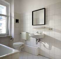 Wohnung zum Mieten in Halle 460,00 € 61.68 m² Wohnung zum Mieten in Halle 460,00 € 61.68 m²