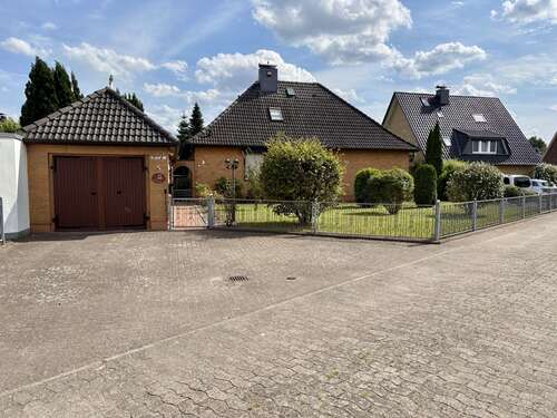 Foto - Haus zum Kaufen in Stuhr-Moordeich 529.000,00 € 175.29 m²